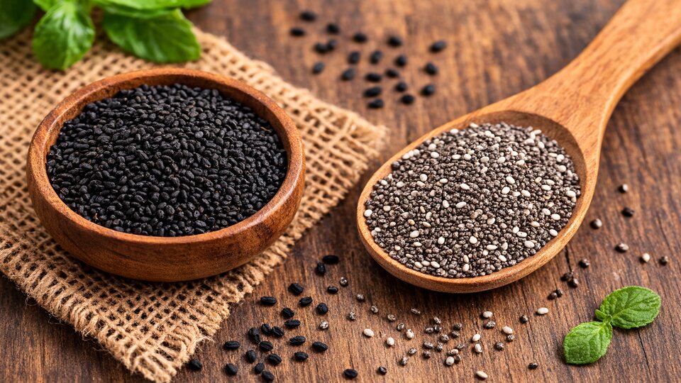 চিয়া সিড নাকি তোকমা দানা: ওজন কমাতে কোনটি বেশি কার্যকরী?